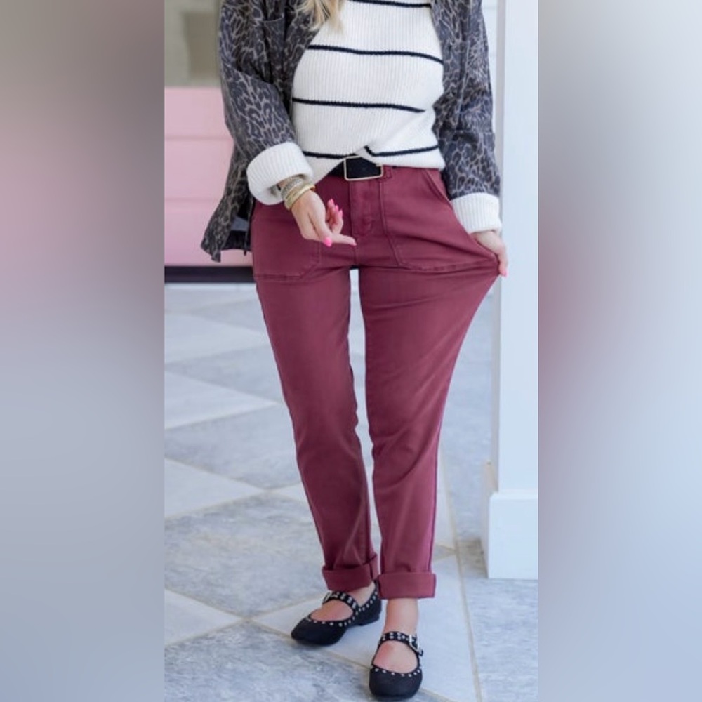Judy Blue Burgundy High Rise Cuffed Jeans size 7/28 - Picture 12 of 13